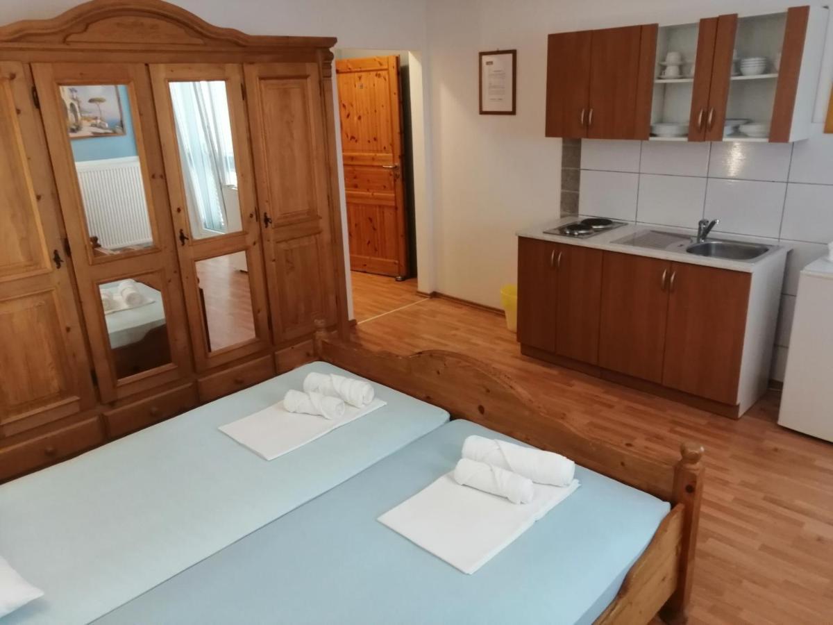 Apartments Villa Broca Бродарика Стая снимка